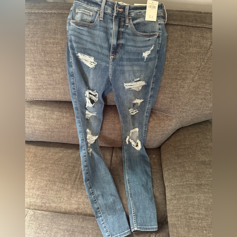 NWT Hollister curvy high-rise super skinny distressed jeans 24/28